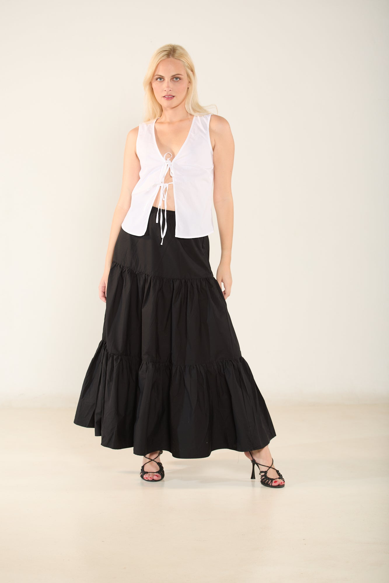 ΣΕΤ ΤΟΠ - ΦΟΥΣΤΑ ΣΕ ΑΛΦΑ ΓΡΑΜΜΗ ΛΕΥΚΟ - ΜΑΥΡΟ