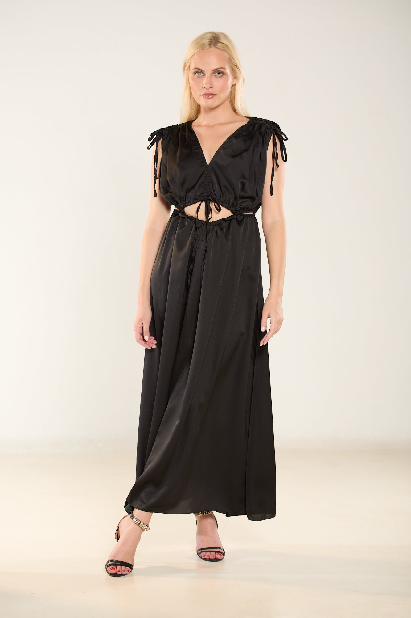 ΦΟΡΕΜΑ CUT-OUT ΣΑΤΕΝ ΜΑΥΡΟ