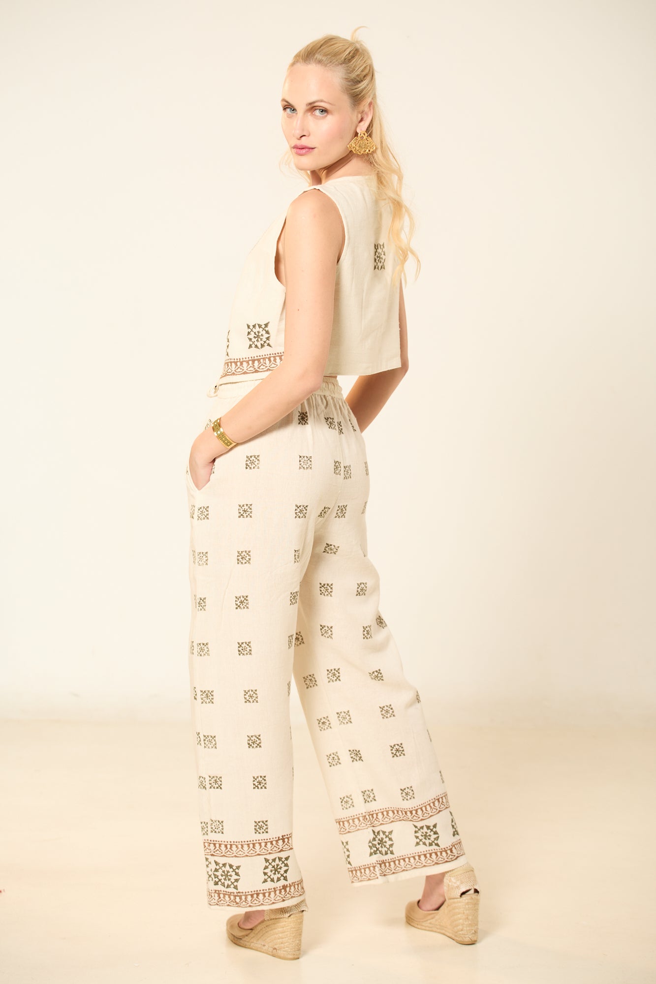 ΣΕΤ ΓΙΛΕΚΟ - ΠΑΝΤΕΛΟΝΙ ΜΕ ETHNIC PRINT